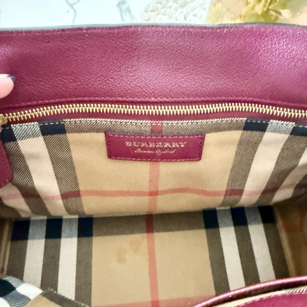 Burberry Buckle Medium Tote - Picture 8 of 11